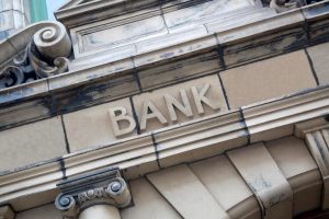 В каких банках есть реферальная программа